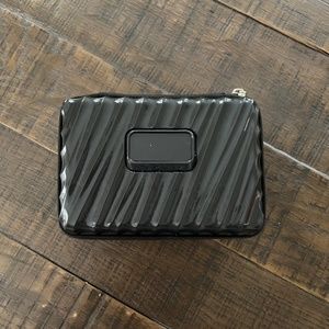 NEW!  Tumi Hard Case 5” x 7” x 2.5” Black
